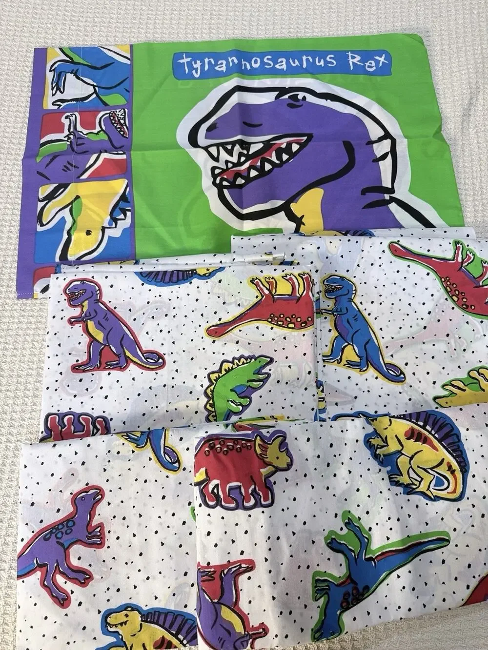 Dinosaur Twin Sheets Bright Colors NEW Unused 2 Flat Fitted 1 Pillowcase Springs